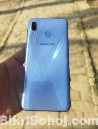 Samsung Galaxy A30, 4/64